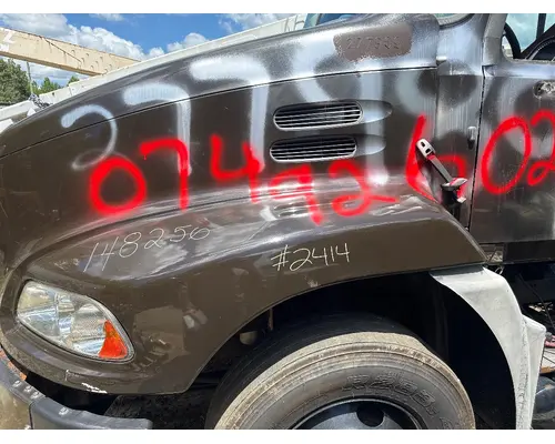 MACK 82716357 Hood