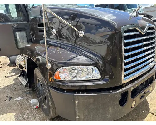 MACK 82716357 Hood