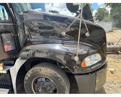 MACK 82716357 Hood