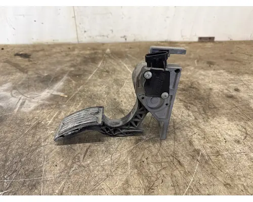 MACK 82734051 Fuel Pedal Assembly
