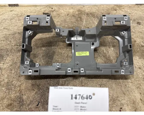 MACK 82761015 Dash Panel