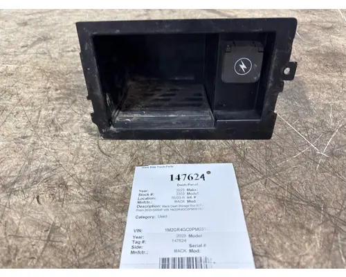 MACK 82791315 Dash Panel