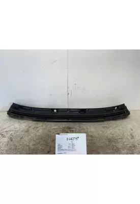 MACK 84133072 Cowl