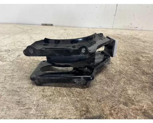 MACK 84204751 Brackets, Misc.