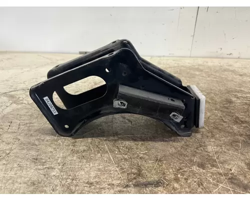 MACK 84204751 Brackets, Misc.