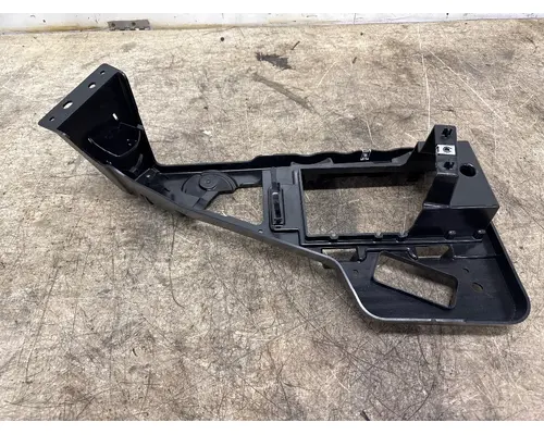 MACK 84556224 Brackets, Misc.