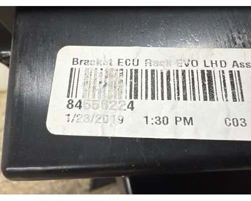 MACK 84556224 Brackets, Misc.