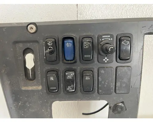 MACK 84MT5102M Dash Panel