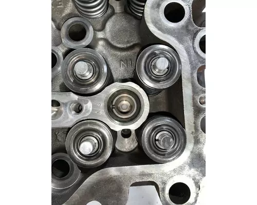MACK AI300 Cylinder Head
