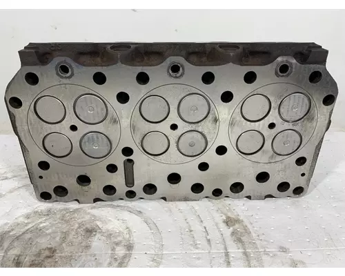 MACK AI300 Cylinder Head