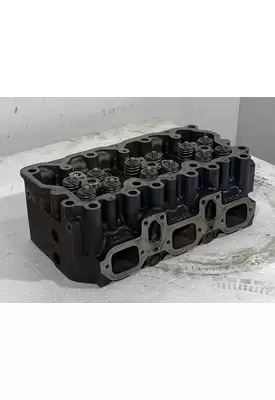 MACK AI300 Engine Cylinder Head