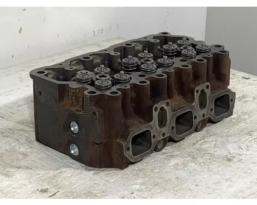 MACK AI350 Cylinder Head