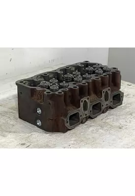 MACK AI350 Cylinder Head
