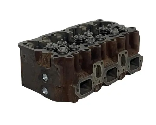 MACK AI350 Cylinder Head