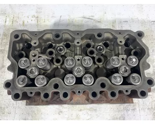 MACK AI350 Cylinder Head