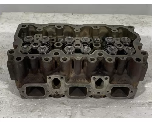 MACK AI350 Cylinder Head