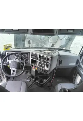 MACK AN64T / ANTHEM CAB