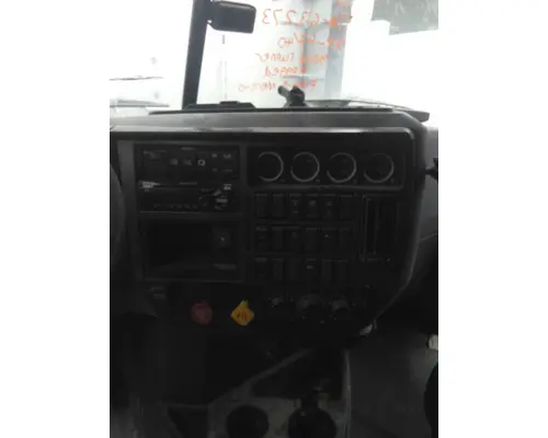 MACK AN64T / ANTHEM CAB