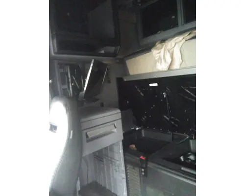 MACK AN64T / ANTHEM CAB