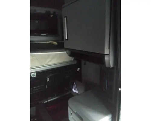 MACK AN64T / ANTHEM CAB