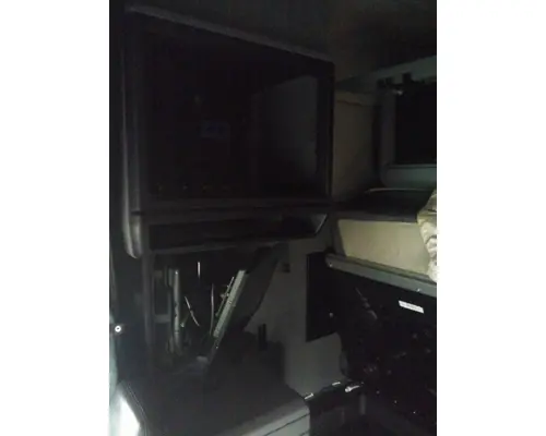 MACK AN64T / ANTHEM CAB