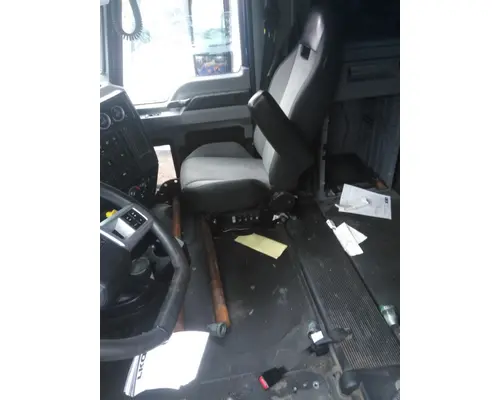 MACK AN64T / ANTHEM CAB