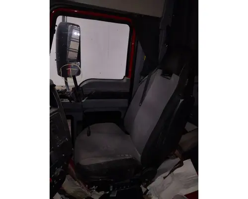 MACK AN64T / ANTHEM SEAT, FRONT
