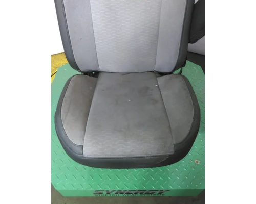 MACK AN64T / ANTHEM SEAT, FRONT