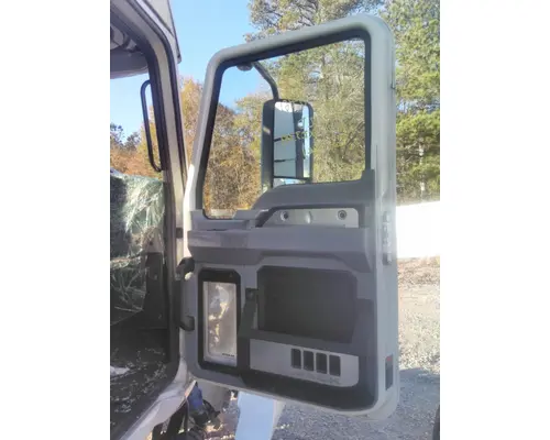 MACK ANTHEM 2018-2026 DOOR ASSEMBLY, FRONT