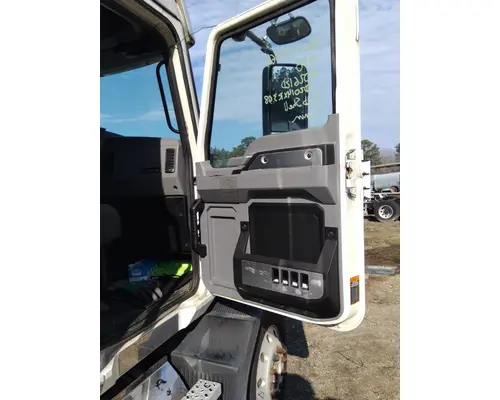 MACK ANTHEM 2018-2026 DOOR ASSEMBLY, FRONT