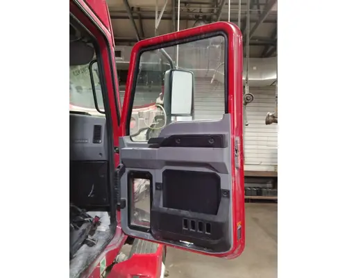 MACK ANTHEM 2018-2026 DOOR ASSEMBLY, FRONT