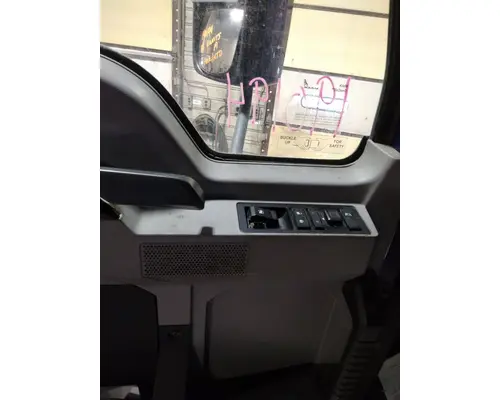 MACK ANTHEM 2018-2026 DOOR ASSEMBLY, FRONT