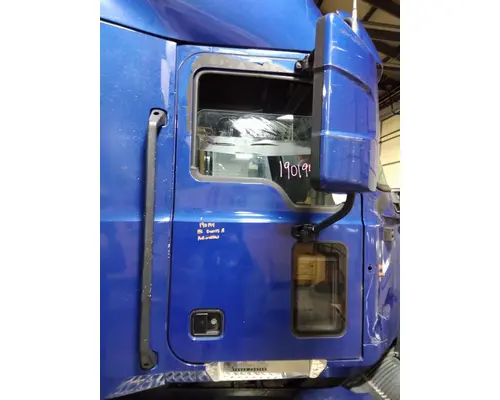 MACK ANTHEM 2018-2026 DOOR ASSEMBLY, FRONT