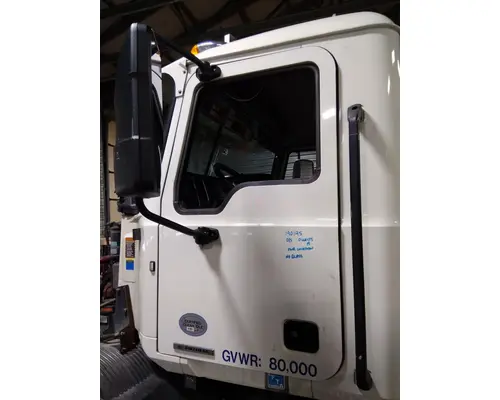 MACK ANTHEM 2018-2026 DOOR ASSEMBLY, FRONT