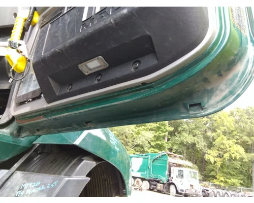 MACK ANTHEM 2018-2026 DOOR ASSEMBLY, FRONT