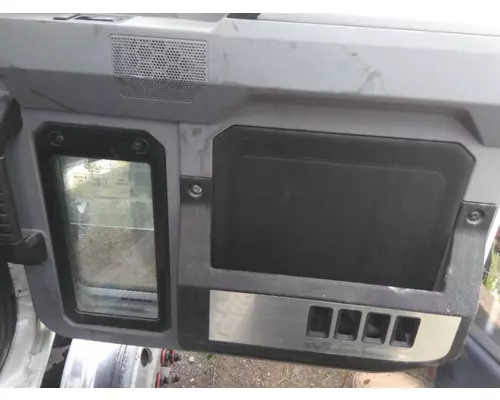 MACK ANTHEM 2018-2026 DOOR ASSEMBLY, FRONT