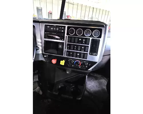 MACK ANTHEM 64T Cab