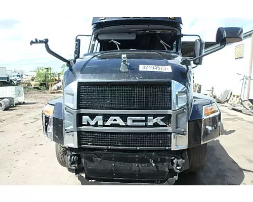 MACK ANTHEM 64T Hood