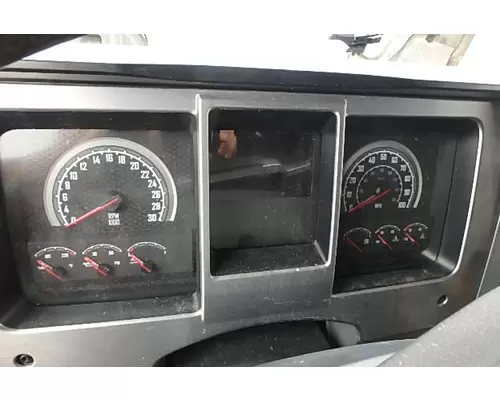 MACK ANTHEM 64T Instrument Cluster