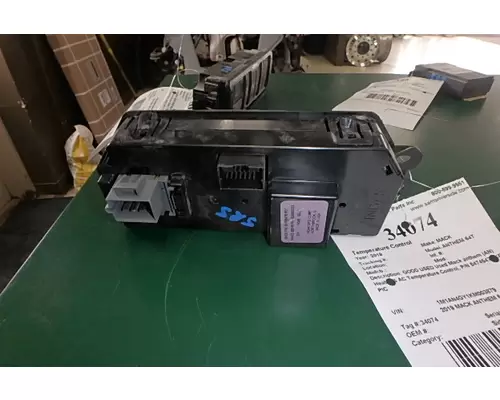 MACK ANTHEM 64T Temperature Control