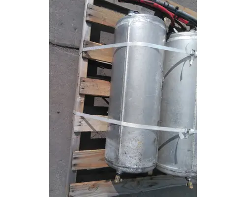 MACK ANTHEM AIR TANK