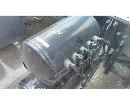 MACK ANTHEM AIR TANK
