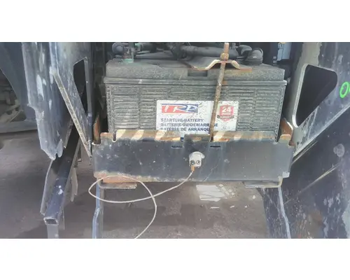 MACK ANTHEM BATTERY BOX
