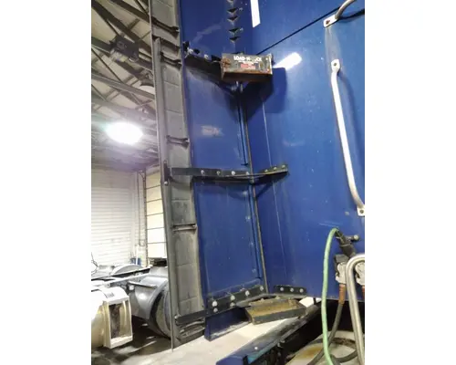 MACK ANTHEM CAB EXTENSION