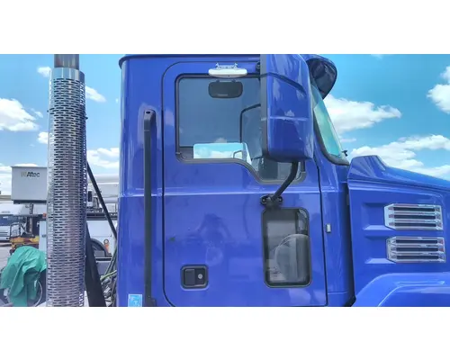 MACK ANTHEM CAB