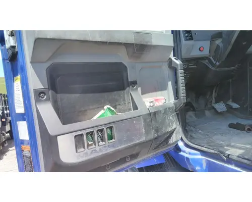 MACK ANTHEM CAB