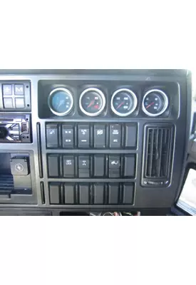 MACK ANTHEM DASH PANEL