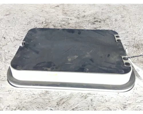 MACK ANTHEM DOOR, COMPARTMENT