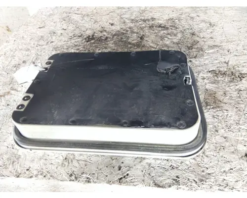 MACK ANTHEM DOOR, COMPARTMENT