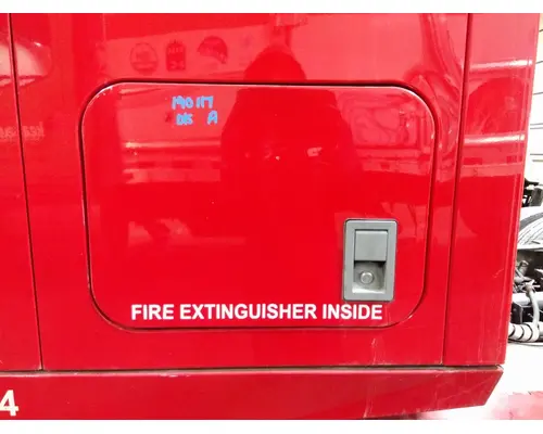 MACK ANTHEM DOOR, COMPARTMENT